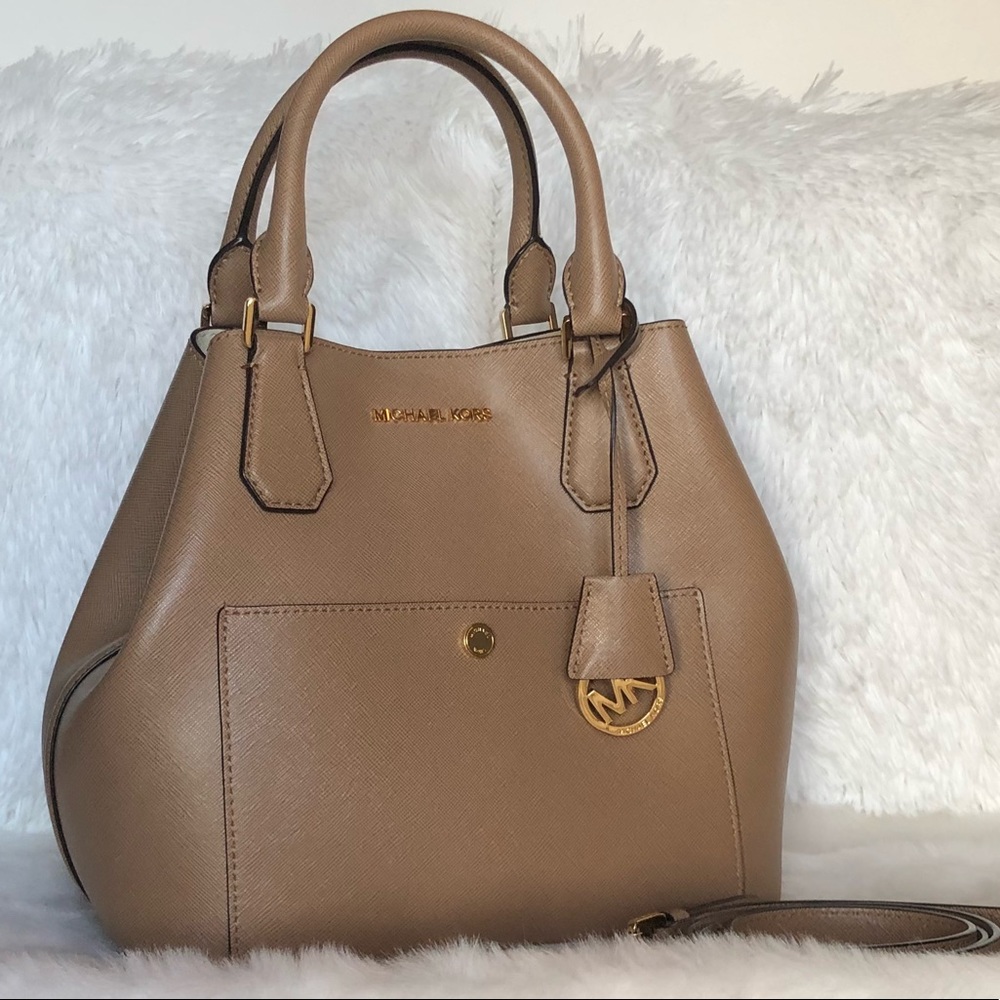 🌟Michael Kors Nude Leather Satchel